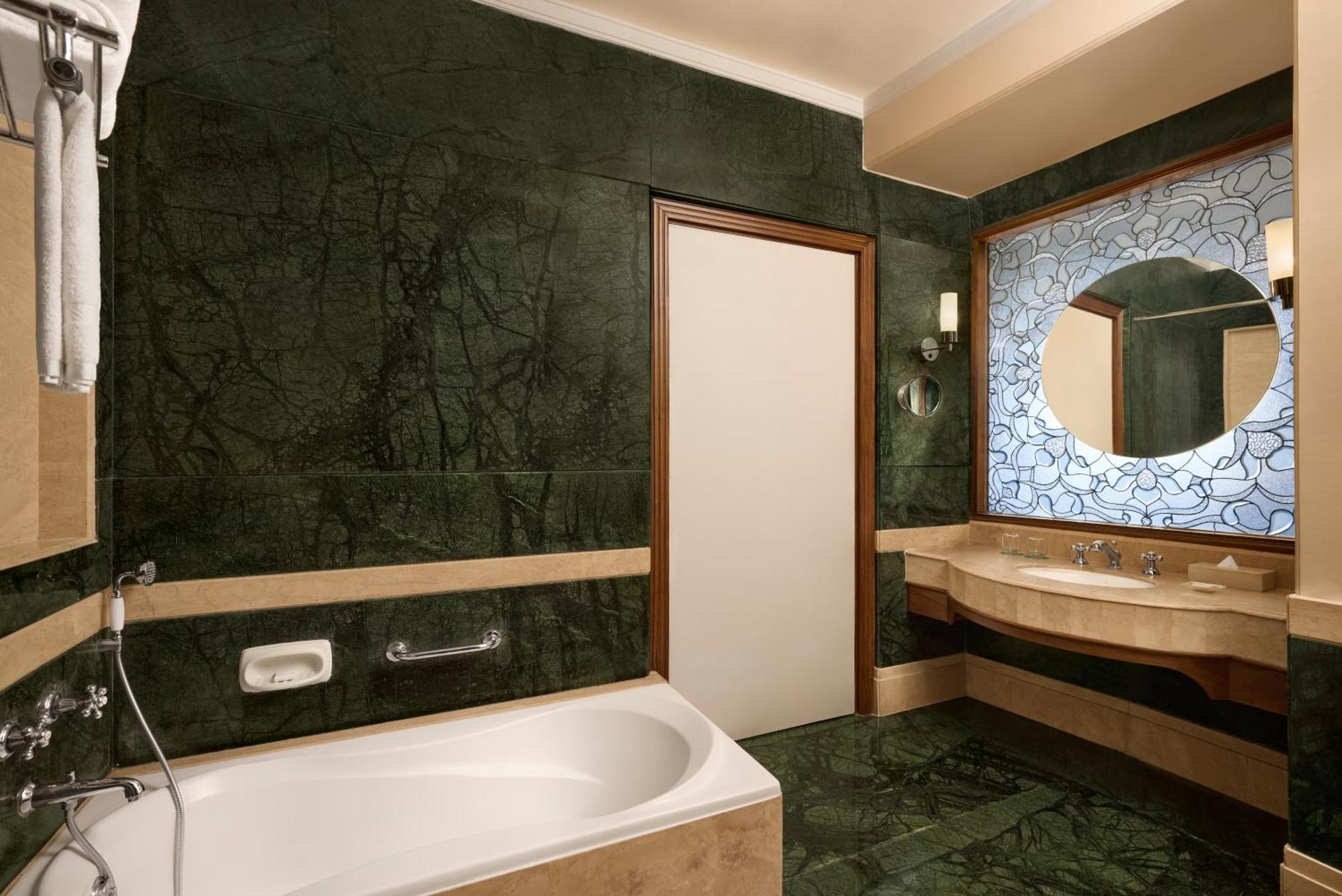 Le Meridien Jaipur Resort & Spa Eksteriør bilde